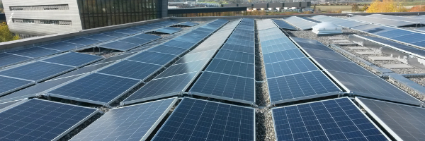 découvrez notre guide complet sur la comparaison des toits photovoltaïques transparents. analysez les avantages, les performances et les coûts pour choisir la solution énergétique qui convient le mieux à vos besoins tout en préservant l'esthétique de votre bâtiment.