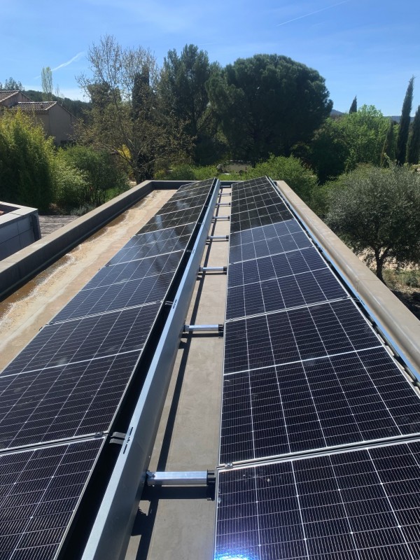 découvrez les nombreux avantages du photovoltaïque sur toit plat : optimisation de l'espace, meilleure efficacité énergétique, et esthétique moderne. transformez votre toit en une source d'énergie renouvelable.