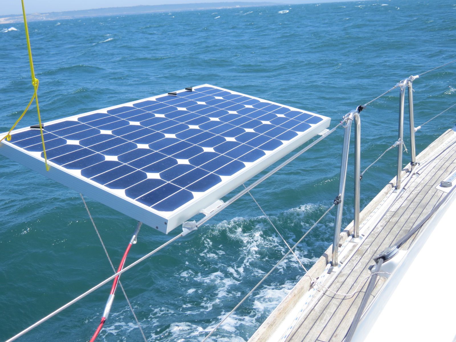 découvrez les nombreux avantages des panneaux solaires : réduction des factures d'énergie, impact environnemental positif, indépendance énergétique et valorisation de votre patrimoine. optez pour une solution durable et économique pour votre maison !