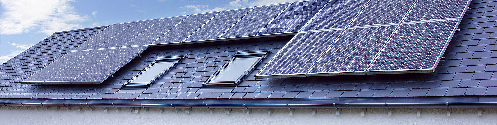 découvrez les prix des toits photovoltaïques en france et comment investir dans l'énergie solaire pour réduire vos factures d'électricité. profitez des aides et subventions disponibles pour concrétiser votre projet écologique.