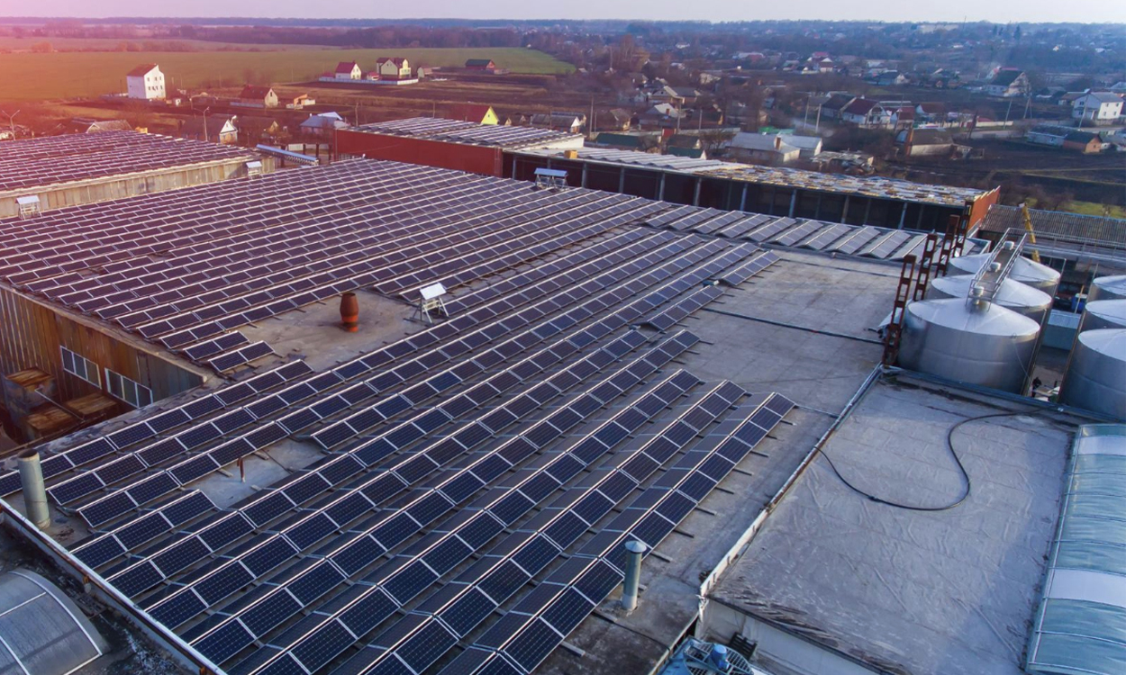 découvrez l'impact des toits photovoltaïques sur l'environnement et votre portefeuille. apprenez comment cette solution énergétique durable peut réduire vos factures d'électricité tout en contribuant à la transition énergétique. solaires et rentables, les toits photovoltaïques sont un choix judicieux pour un avenir plus vert.