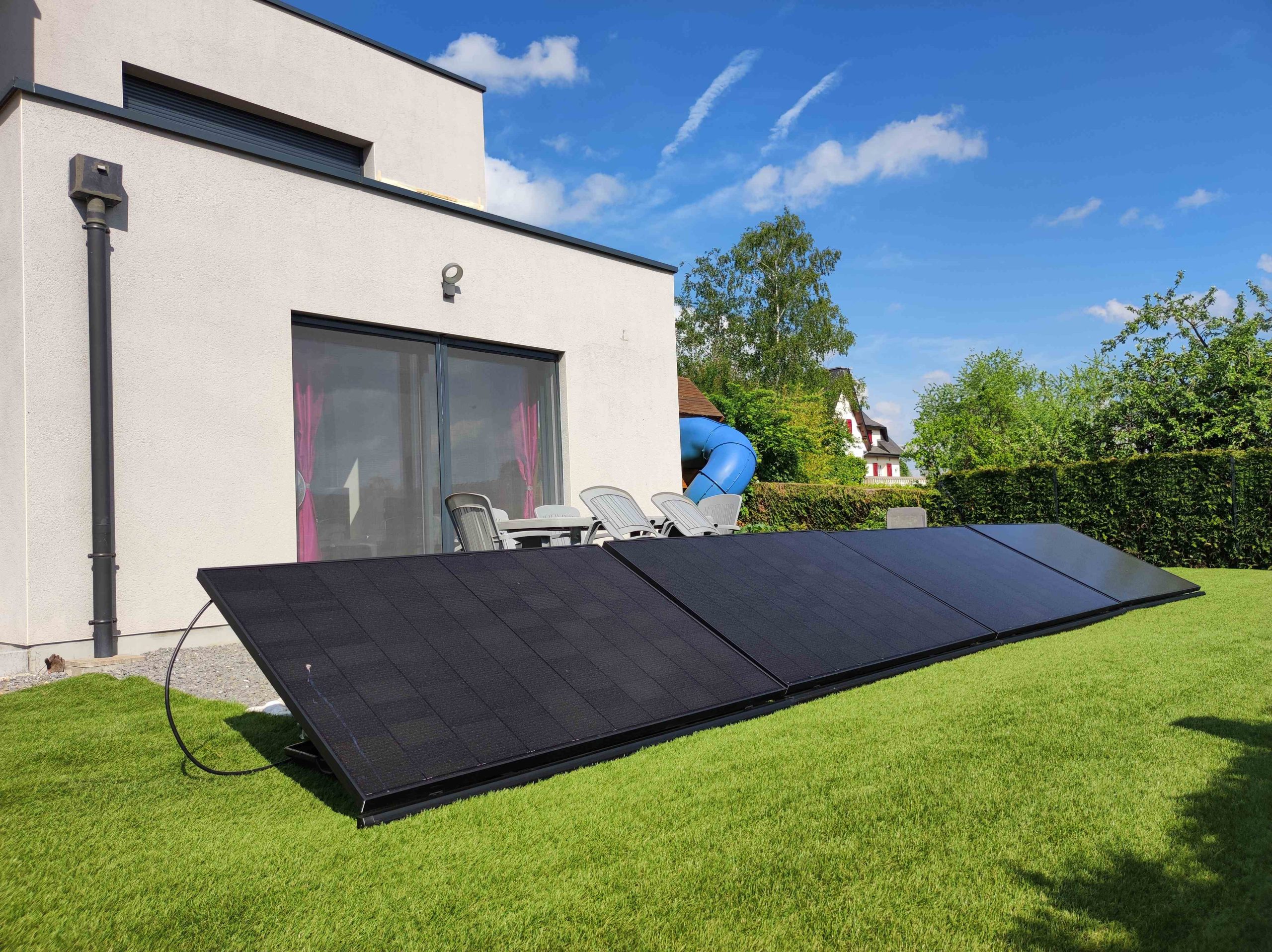 découvrez notre sélection de matériel pour toit photovoltaïque, spécialement conçu pour optimiser la production d'énergie solaire. nos produits garantissent performance et durabilité, tout en s'intégrant parfaitement à votre installation. transformez votre toit en une source d'énergie renouvelable efficace dès aujourd'hui !