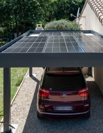 découvrez les meilleurs toits photovoltaïques pour voitures, alliant technologie et écologie. profitez de solutions innovantes pour alimenter votre véhicule tout en préservant l'environnement. faites le choix d'une conduite durable avec des panneaux solaires adaptés à votre voiture.