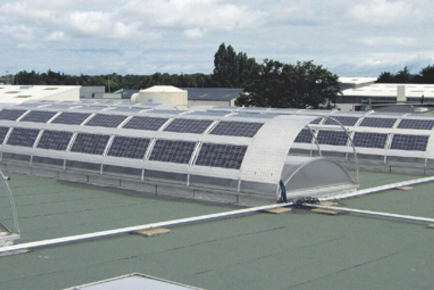 découvrez des témoignages authentiques sur l'installation de fenêtres de toit photovoltaïques. apprenez comment ces solutions innovantes améliorent l'efficacité énergétique des maisons tout en apportant lumière et confort. lisez les expériences de propriétaires satisfaits et trouvez l'inspiration pour votre projet de rénovation.