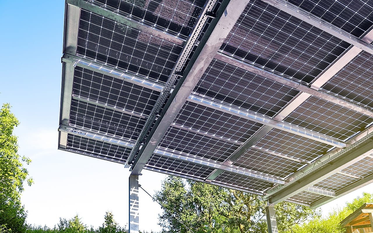 découvrez les nombreux avantages d'un toit photovoltaïque : réduction des factures d'énergie, énergie renouvelable, valorisation immobilière et contributions à la protection de l'environnement. passez à l'énergie solaire pour un avenir durable.