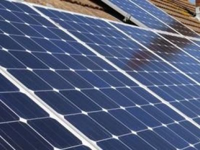 découvrez comment établir un budget efficace pour l'installation de panneaux solaires. profitez de conseils pratiques et d'estimations des coûts pour optimiser votre investissement tout en respectant l'environnement.