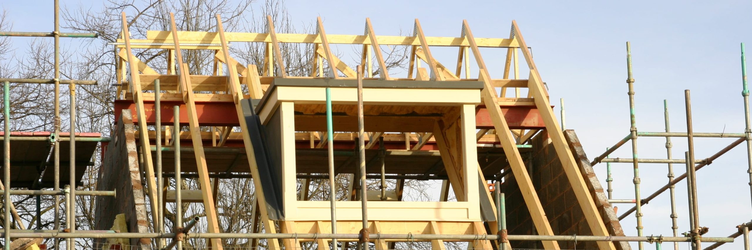 découvrez nos conseils pour établir un budget toiture réaliste et maîtriser vos dépenses. planifiez efficacement votre projet de toiture avec des astuces sur les matériaux, les coûts de main-d'œuvre et les imprévus à considérer.