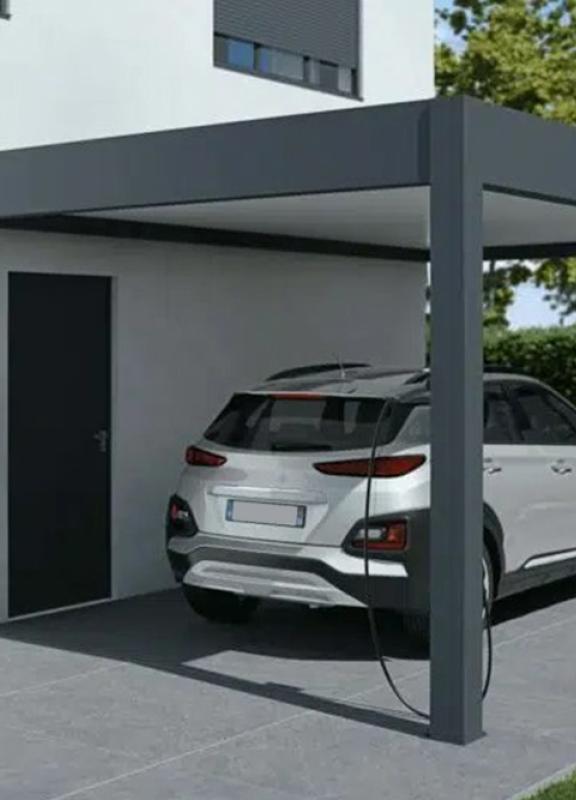 découvrez nos carports photovoltaïques alliant protection optimale pour votre véhicule et production d'énergie solaire. protégez votre voiture des intempéries tout en réduisant votre facture d'électricité grâce à une solution durable et écologique.