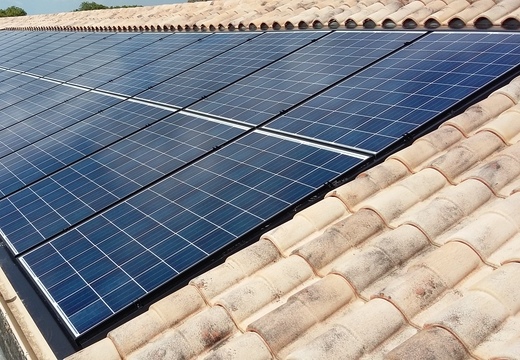 découvrez comment choisir la technologie de toit photovoltaïque adaptée à vos besoins. comparez les options disponibles, évaluez l'efficacité énergétique et maximisez votre investissement dans l'énergie solaire.