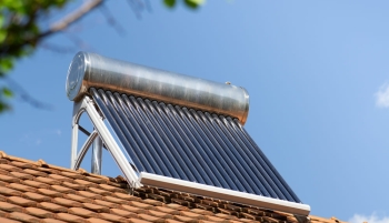 découvrez la différence entre le toit photovoltaïque et le toit thermique. apprenez comment ces deux technologies solaires fonctionnent, leurs avantages respectifs et comment elles peuvent répondre à vos besoins en énergie renouvelable.