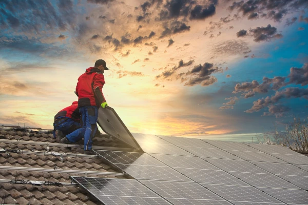 découvrez la durée de vie d'un toit photovoltaïque et comment il peut optimiser votre consommation d'énergie. apprenez-en plus sur les avantages et la durabilité des installations solaires.