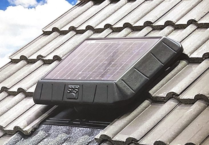 découvrez nos conseils pour l'entretien efficace des fenêtres de toit équipées de panneaux photovoltaïques. assurez-vous de leur performance et prolongez leur durée de vie grâce à nos astuces pratiques.