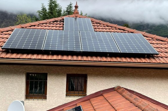 découvrez comment entretenir votre toit photovoltaïque pour maximiser sa performance et sa durabilité. conseils pratiques, étapes essentielles et recommandations d'experts pour garantir l'efficacité de votre installation solaire.