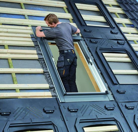 découvrez les avantages des fenêtres de toit photovoltaïques, une solution innovante pour maximiser la lumière naturelle tout en produisant de l'énergie solaire. alliez confort et durabilité avec cette option éco-responsable pour votre habitat.