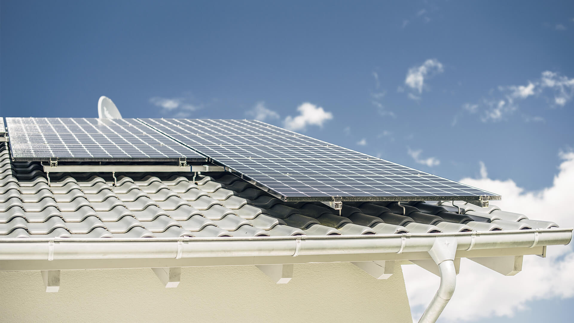 découvrez nos services d'installation de toits photovoltaïques pour transformer votre espace en une source d'énergie renouvelable. profitez d'une solution durable et économique pour réduire votre facture d'électricité tout en préservant l'environnement.