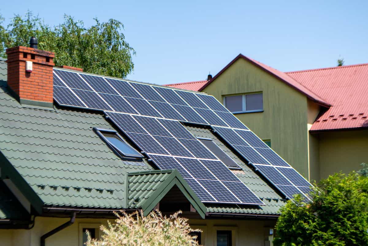 découvrez comment installer un toit photovoltaïque pour produire votre propre électricité renouvelable. apprenez les étapes essentielles, les avantages écologiques et économiques, ainsi que des conseils pour optimiser votre installation solaire.