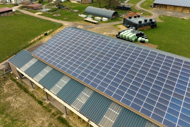 découvrez la vérité derrière les mythes sur les toits photovoltaïques transparents. informez-vous sur leur efficacité, leur esthétique et leur impact environnemental, et apprenez comment ils peuvent révolutionner votre expérience énergétique.