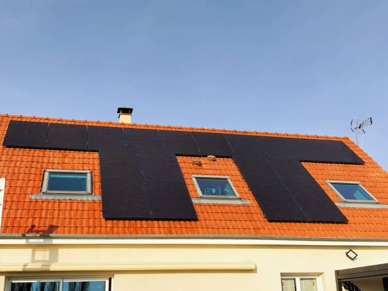 découvrez les normes essentielles pour l'installation de fenêtres de toit photovoltaïques, garantissant efficacité énergétique, durabilité et conformité aux réglementations en vigueur. optimisez votre espace tout en respectant les standards de sécurité et d'environnement.