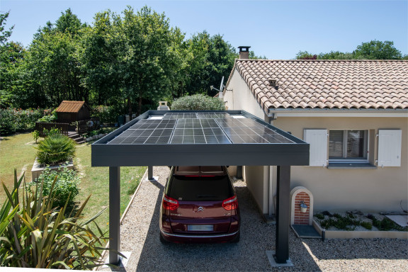 découvrez comment optimiser l'énergie de votre carport photovoltaïque pour maximiser votre production d'électricité solaire. transformez votre espace extérieur en une source d'énergie renouvelable tout en protégeant votre véhicule.