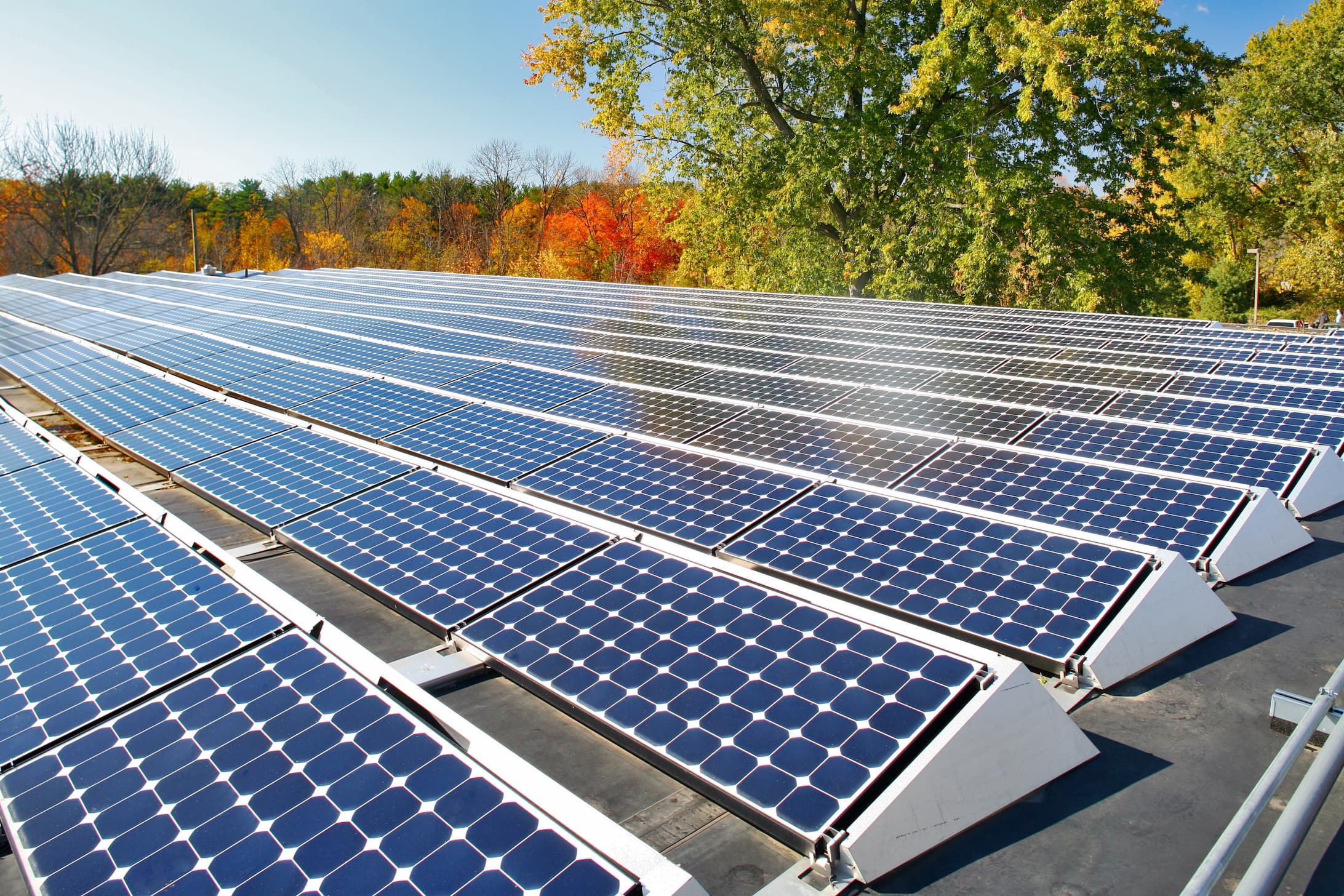 découvrez comment optimiser votre toit photovoltaïque pour maximiser la production d'énergie solaire et réduire vos factures d'électricité. bénéficiez de conseils pratiques et d'astuces efficaces pour tirer le meilleur parti de votre installation.
