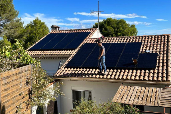 découvrez tout ce qu'il faut savoir sur le permis pour installer un toit photovoltaïque. obtenez des conseils pratiques, les démarches administratives à suivre, et les réglementations en vigueur pour profiter d'une énergie renouvelable et contribuer à la protection de l'environnement.