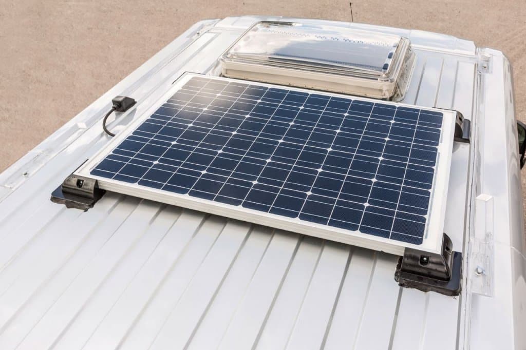 découvrez les problèmes courants liés aux toits photovoltaïques pour voitures. apprenez à identifier les difficultés d'installation, d'entretien et de performance pour maximiser l'efficacité de votre système solaire mobile.