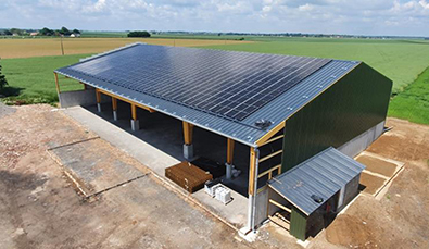 découvrez nos projets innovants de toits photovoltaïques, qui allient durabilité et performance énergétique. transformez votre espace en une source d'énergie renouvelable et contribuez à la protection de l'environnement tout en réduisant vos factures d'électricité.