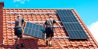 découvrez comment un toit photovoltaïque peut transformer votre maison en un roi de la production d'énergie renouvelable. optimisez votre consommation et réduisez vos factures tout en contribuant à la protection de l'environnement grâce à des solutions solaires innovantes.