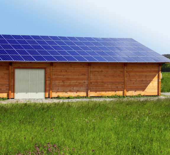 découvrez comment un toit photovoltaïque peut transformer votre maison en une source d'énergie renouvelable, réduire vos factures d'électricité et contribuer à la protection de l'environnement. optez pour une solution durable et économique qui valorise votre patrimoine avec des panneaux solaires de haute performance.