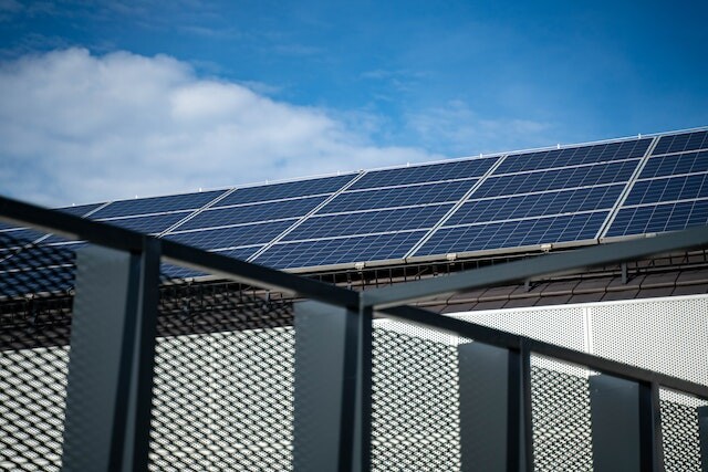 découvrez comment réaliser le raccordement de vos panneaux photovoltaïques avec enedis. optimisez votre installation solaire et bénéficiez des aides disponibles pour une transition énergétique réussie.