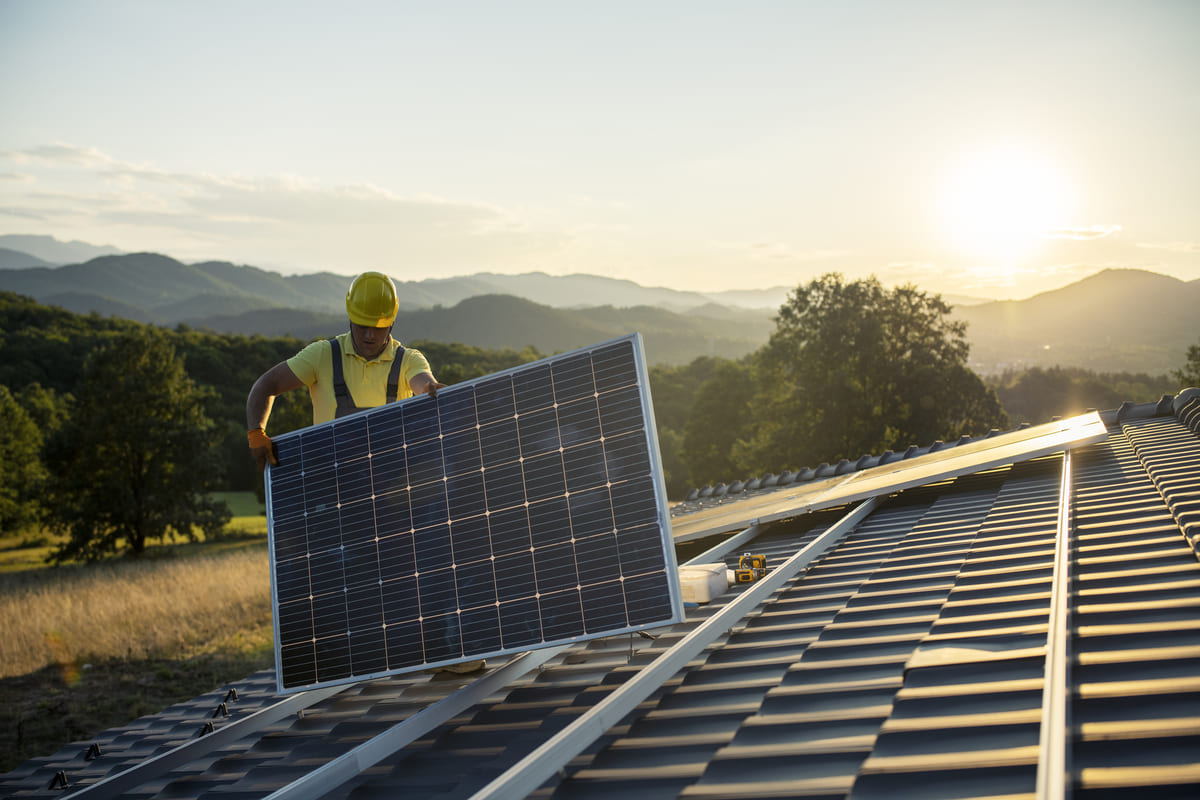 découvrez comment dimensionner efficacement vos panneaux photovoltaïques pour optimiser la production d'énergie et répondre à vos besoins énergétiques. suivez nos conseils pratiques et guides détaillés pour un projet solaire réussi.