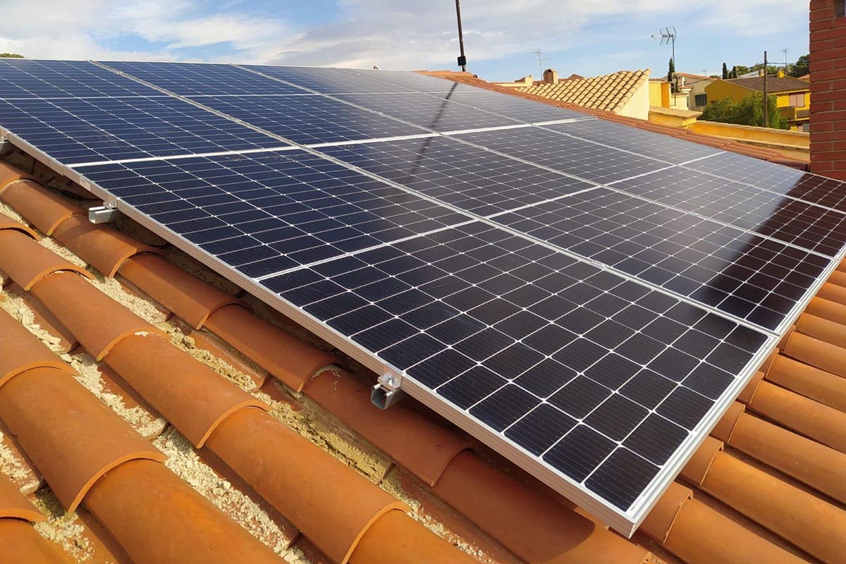 découvrez comment l'économie de l'énergie solaire transforme notre avenir énergétique. profitez des avantages financiers, des solutions durables et des technologies innovantes qui font de l'énergie solaire une option rentable et respectueuse de l'environnement.