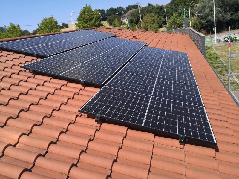 découvrez les prix des toitures solaires et comparez les options pour maximiser l'efficacité énergétique de votre maison. informez-vous sur les avantages, les subventions disponibles et les tendances du marché pour un investissement durable.