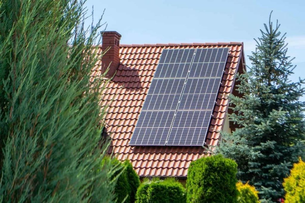 découvrez le coût d'installation d'un système photovoltaïque de 9 kw en 2025. informez-vous sur les prix, les aides financières disponibles et les bénéfices d'une telle installation pour votre maison.