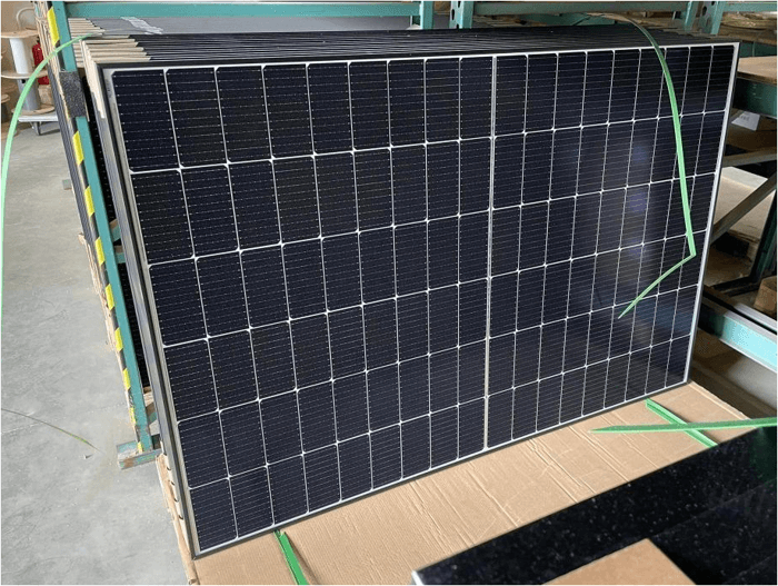 découvrez les avantages des panneaux solaires soluxtec : performance énergétique, durabilité, réduction des coûts d'électricité et respect de l'environnement. optez pour une solution innovante et écologique pour votre consommation d'énergie.