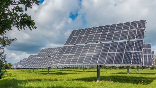 découvrez comment enedis facilite l'intégration des énergies renouvelables dans votre quotidien. informez-vous sur les solutions pour optimiser votre consommation d'énergie durable et contribuer à la transition énergétique.