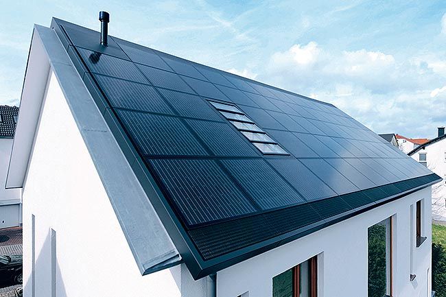 découvrez les avantages des toitures équipées de panneaux solaires : une solution écologique et économique pour produire votre propre énergie tout en valorisant votre bien immobilier.