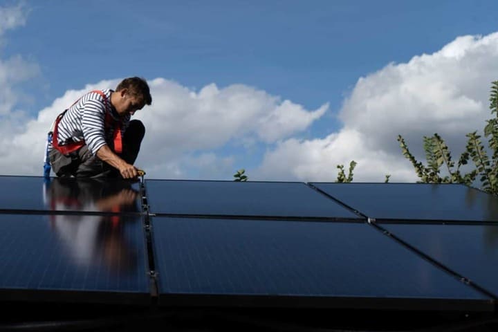 découvrez les avantages et la rentabilité d'une installation photovoltaïque de 9 kw. optimisez vos économies d'énergie tout en contribuant à la transition énergétique grâce à une solution respectueuse de l'environnement.