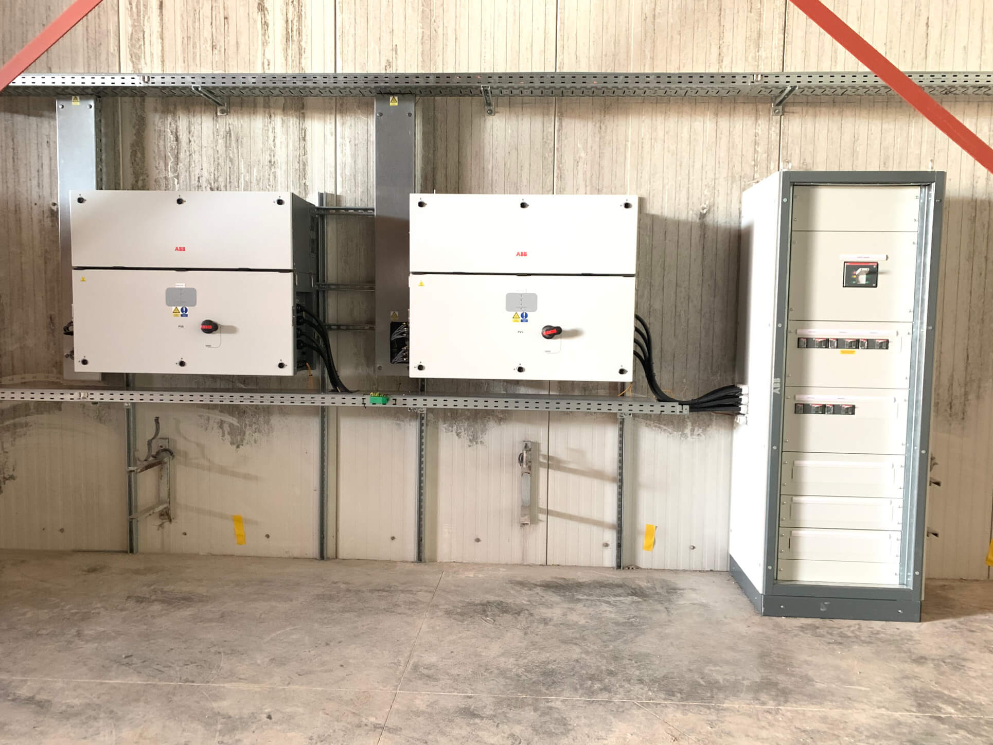 découvrez l'importance de l'entretien de votre toiture photovoltaïque pour assurer un rendement optimal. apprenez comment préserver la performance de vos panneaux solaires et prolonger leur durée de vie grâce à nos conseils pratiques.