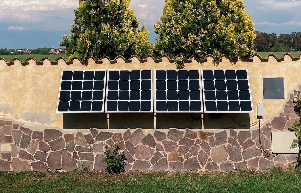 découvrez les panneaux solaires pour autoconsommation, une solution écologique et économique pour réduire vos factures d'électricité. apprenez comment tirer parti de l'énergie solaire et devenir acteur de votre consommation énergétique tout en contribuant à la préservation de l'environnement.