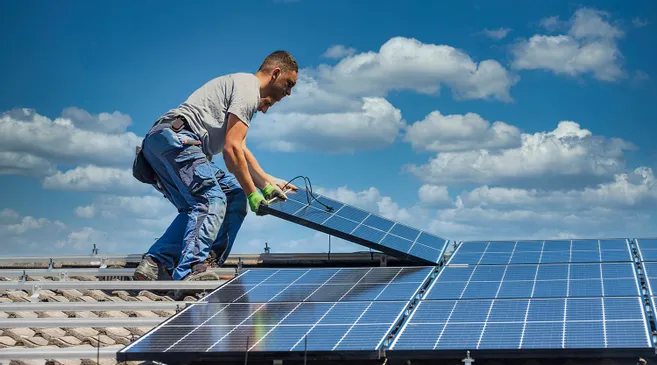 découvrez les avantages d'un toit photovoltaïque en loir-et-cher : une solution écologique pour produire votre propre énergie tout en réduisant vos factures. profitez d'une installation sur mesure et d'aides financières pour un investissement rentable et durable.