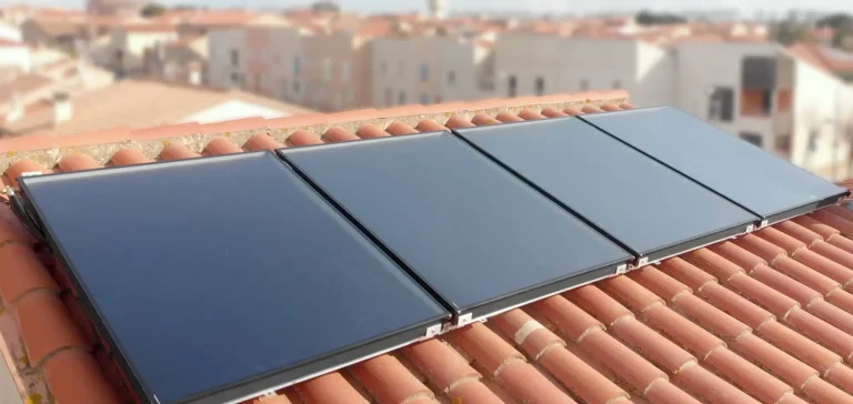 découvrez notre guide complet sur les panneaux photovoltaïques : tout ce qu'il faut savoir sur leur fonctionnement, leurs avantages, les critères de choix, et comment optimiser votre installation pour une production d'énergie durable et efficace.