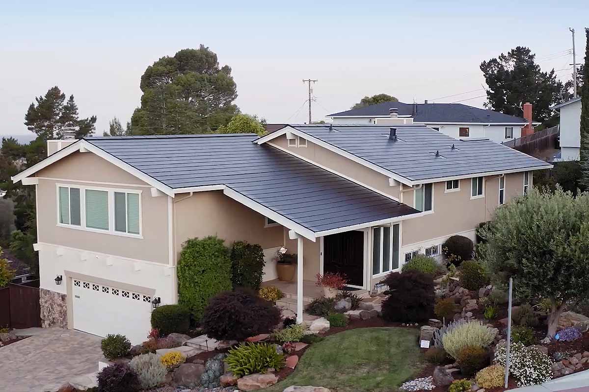 découvrez le toit photovoltaïque tesla, une solution innovante et esthétique pour produire votre propre énergie solaire tout en préservant l'apparence de votre maison. transformez votre toit en un générateur d'énergie durable et réduisez votre empreinte carbone avec les technologies de pointe de tesla.