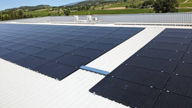 découvrez comment l'investissement dans des panneaux solaires peut transformer votre consommation d'énergie, réduire vos factures et contribuer à un avenir durable. explorez les avantages financiers et écologiques de cette solution énergétique innovante.