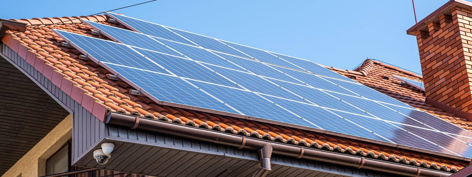 découvrez les nombreux avantages des panneaux photovoltaïques : une solution écologique pour produire votre propre électricité, réduire vos factures énergétiques et contribuer à la transition énergétique. apprenez comment ces technologies durables peuvent valoriser votre investissement tout en préservant l'environnement.