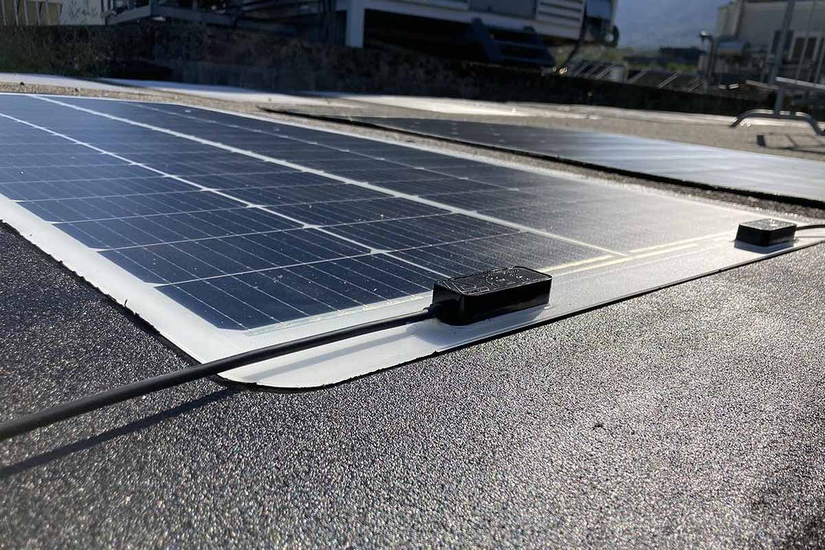 découvrez les prix des toits photovoltaïques de 700 m² et maximisez votre investissement énergétique. obtenez des informations détaillées sur les coûts, les économies potentielles et les avantages écologiques de l'installation solaire.