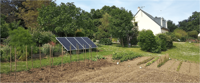 découvrez tout ce qu'il faut savoir sur la réglementation des panneaux photovoltaïques en france. informez-vous sur les normes en vigueur, les aides financières disponibles et les démarches à suivre pour installer des panneaux solaires en toute légalité.