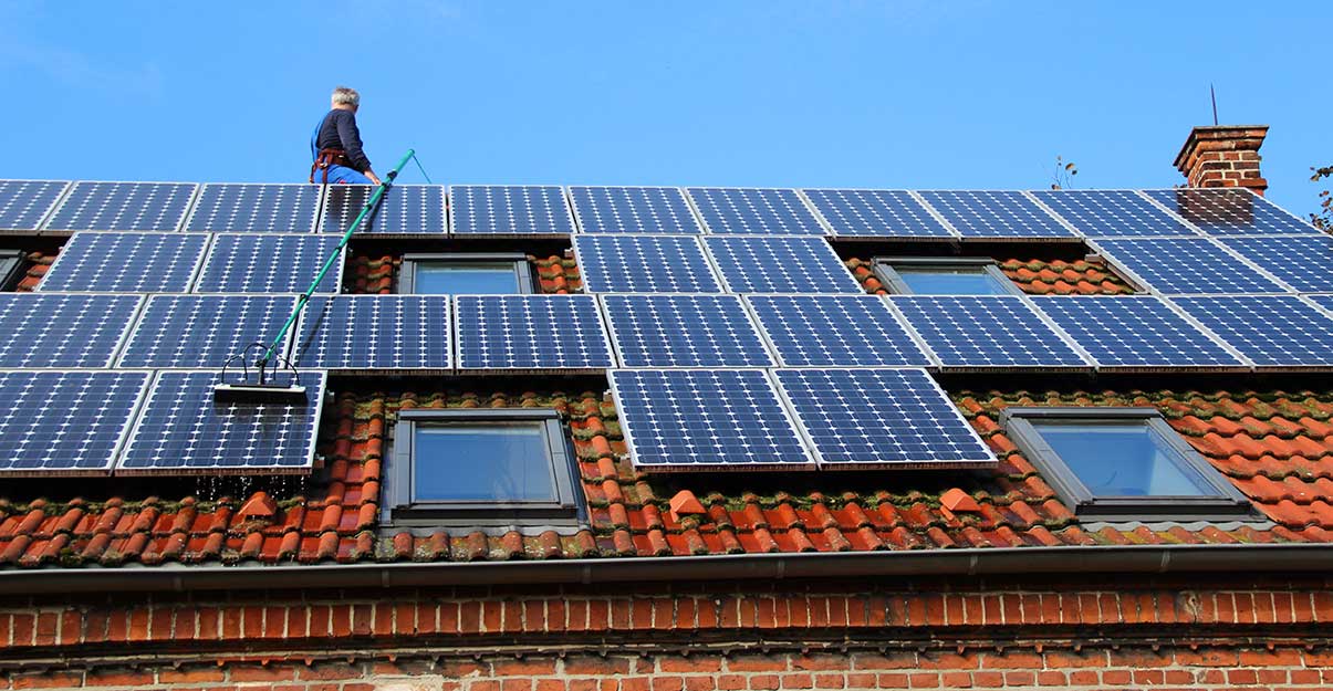 découvrez nos services de rénovation de toiture alliant esthétique et performance énergétique. spécialistes en installation de panneaux solaires, nous vous aidons à améliorer votre confort tout en réduisant vos factures d'énergie. faites le choix d'une toiture durable et écologique dès aujourd'hui !