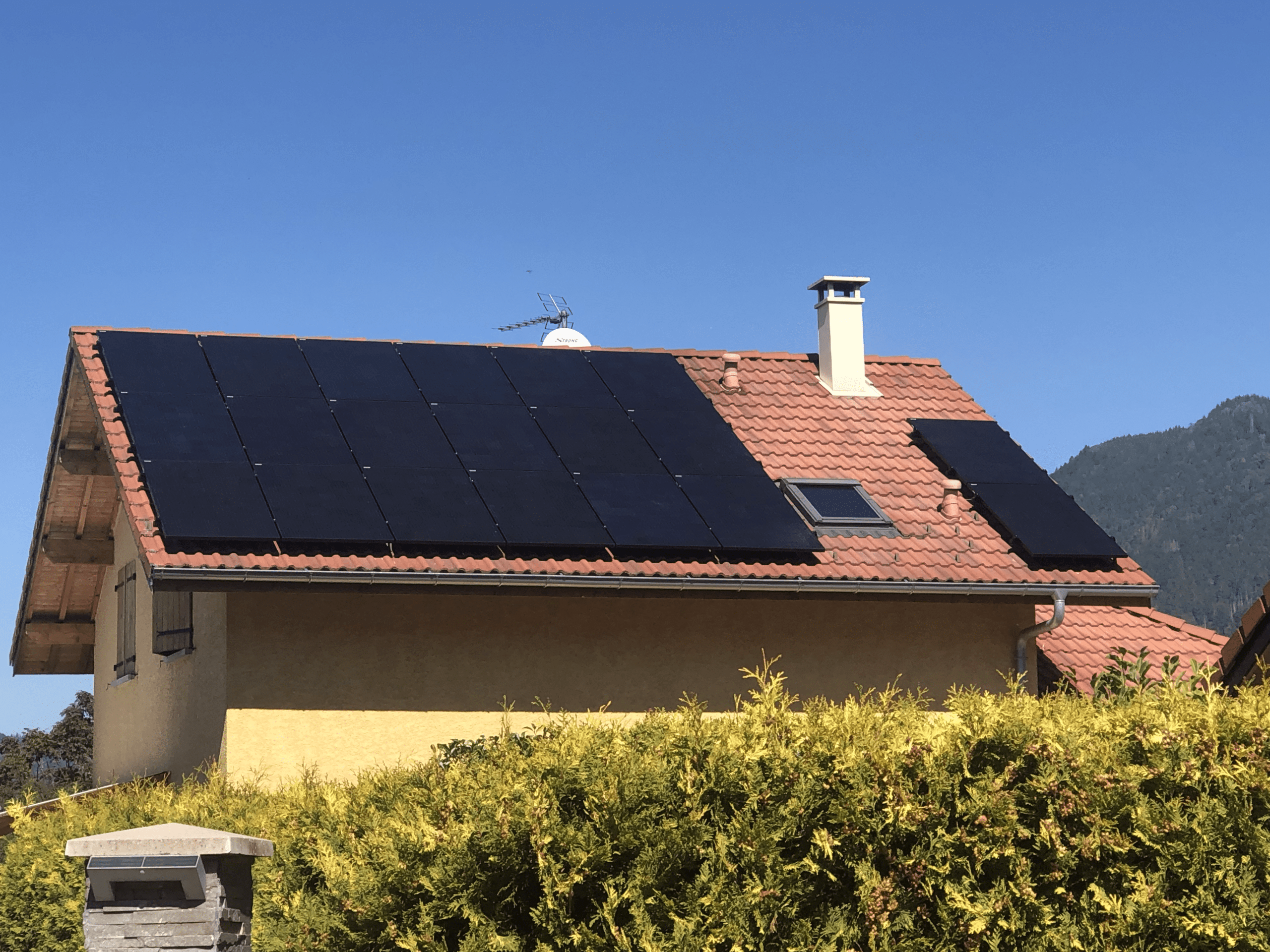 découvrez notre service professionnel d'installation de panneaux solaires pour optimisez votre consommation énergétique. profitez des avantages écologiques et économiques des énergies renouvelables tout en réduisant votre empreinte carbone. contactez-nous pour un devis personnalisé !