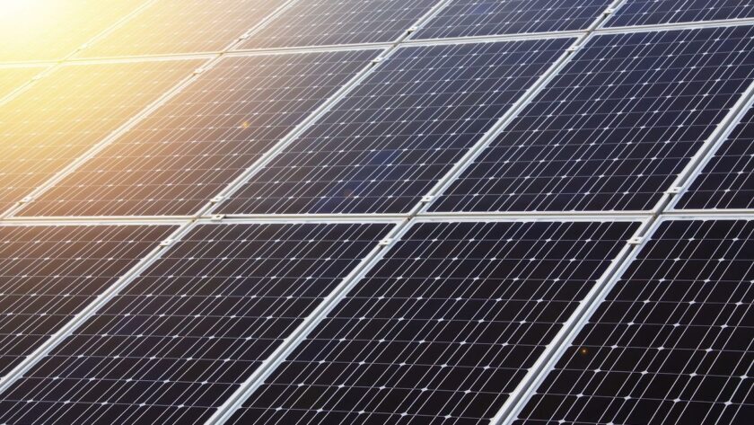 découvrez notre guide complet pour l'installation de panneaux solaires, qui vous accompagne étape par étape dans ce processus. apprenez à choisir le bon équipement, à préparer votre toiture et à optimiser votre installation pour maximiser votre production d'énergie renouvelable.